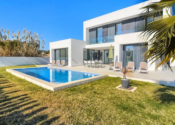 Your Perfect Getaway In *