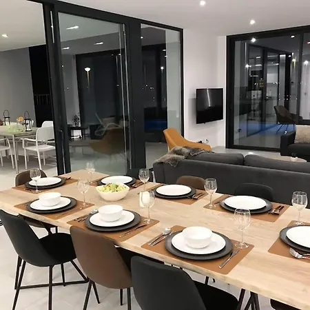 Your Perfect Getaway In Villa Calpe